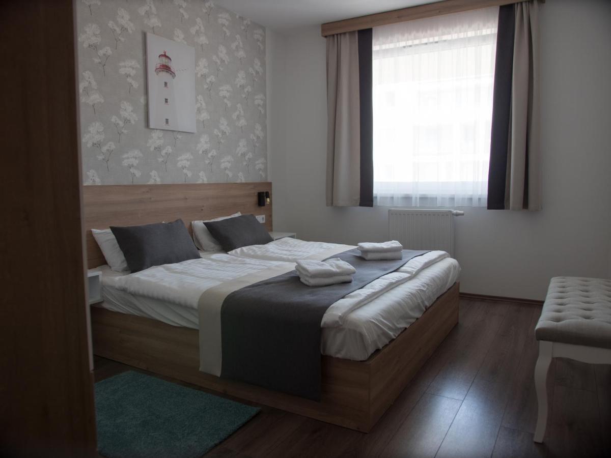 Lelle Resort B20 Balatonlelle Exterior foto